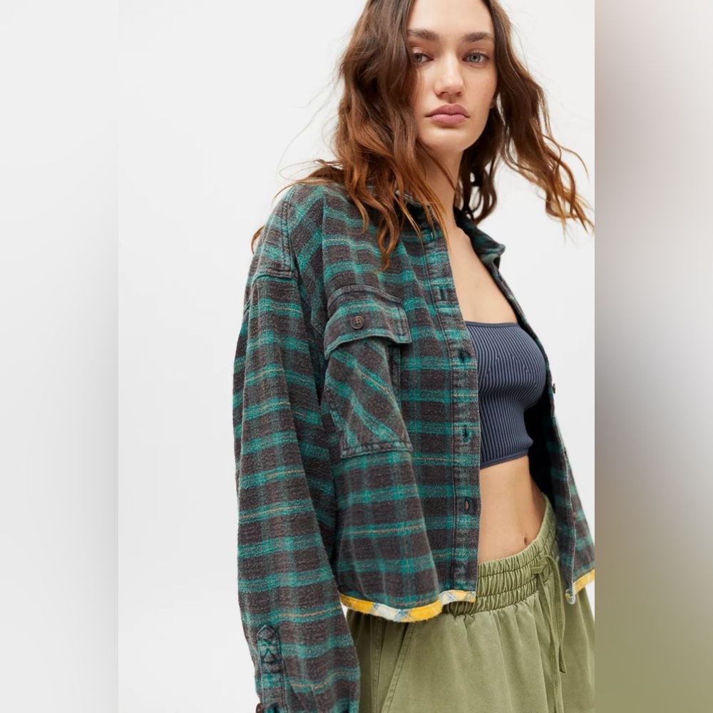 ✨ BDG by Urban Outfitters Cropped Plaid Shacket | Green Flannel Jacket ✨
